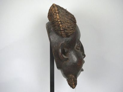 CAMEROON - BAMILEKE people

Classic crest...