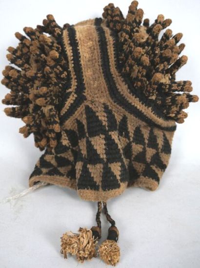CAMEROON - BAMILEKE people

Three chieftaincy...