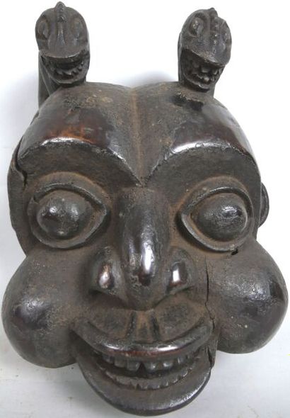 CAMEROON - BAMILEKE people, WUM region

Helmet...