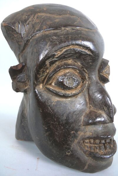CAMEROON - KOM people

Helmet mask with black...