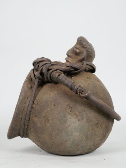 NIGERIA - IZZI / IGBO people

Terracotta...