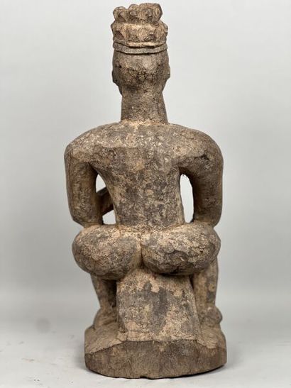 CAMEROON - BAMILEKE people

Dignitary status...