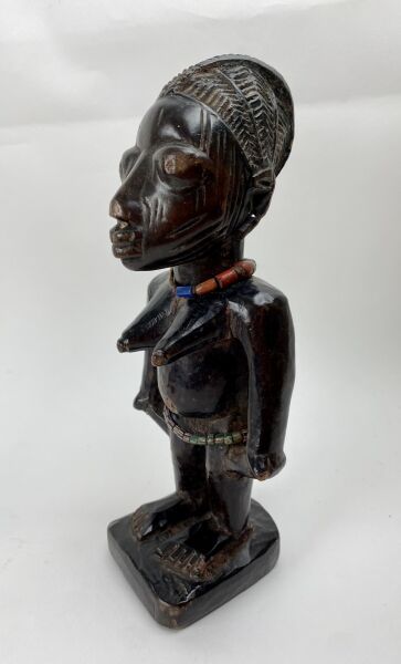 NIGERIA - YORUBA People

A lot of 6 ibedji...