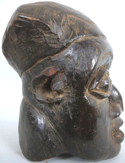 CAMEROON - KOM people

Helmet mask with black...