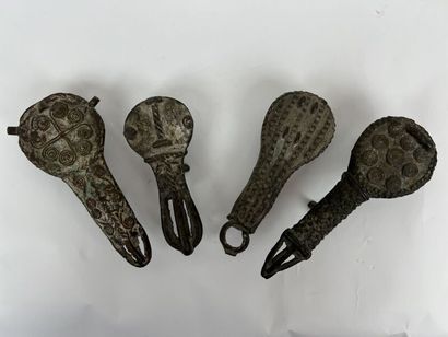 NIGERIA - IGBO People



-Lot of four bronzes...