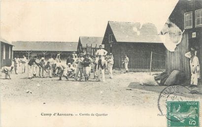 63 CARTES POSTALES MILITARIA : Divers. Dont