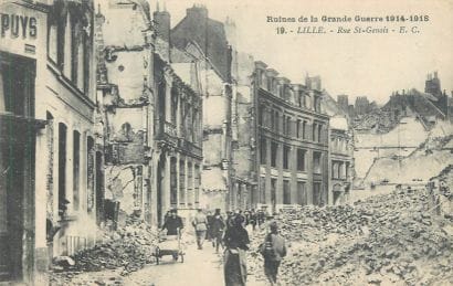 262 CARTES POSTALES MILITARIA : 78cp-France...