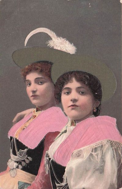 12 CARTES POSTALES SUISSE : Costumes de divers...