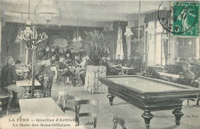 63 CARTES POSTALES MILITARIA : Divers. Dont
