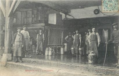 4 CARTES POSTALES METIERS : Sélection. 