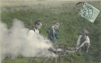 21 CARTES POSTALES SCENES & TYPES : Divers....