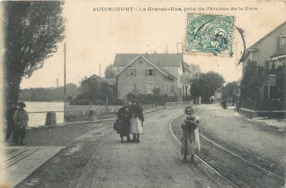 151 CARTES POSTALES PROVINCE : Tous Départements...