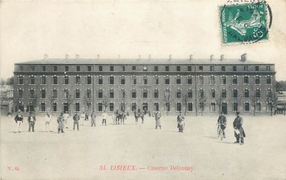 63 CARTES POSTALES MILITARIA : Divers. Dont
