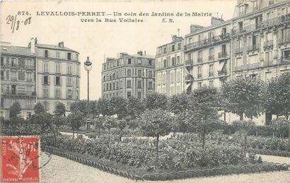 24 CARTES POSTALES HAUTS DE SEINE : Levallois-Perret....