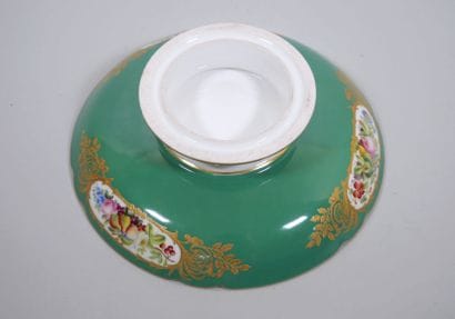 Partie se service de table en porcelaine...