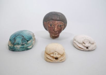 Ensemble dans le goût de l'Egypte antique...