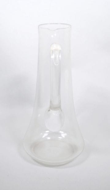 Ensemble en verre comprenant :
- Une bouteille...