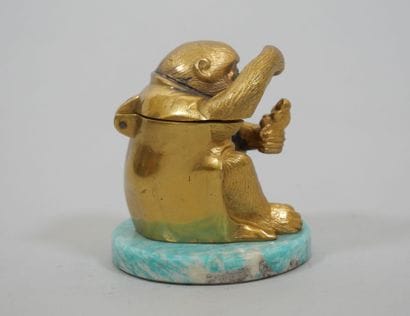 ATHA Paris, attribué à
Encrier en bronze...