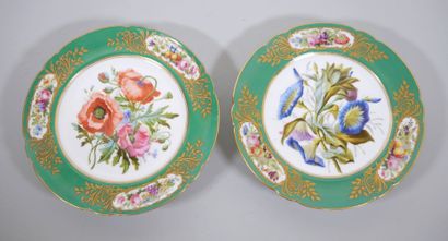 Partie se service de table en porcelaine...