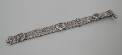 TIBET ou NEPAL
Ensemble de bijoux en divers...