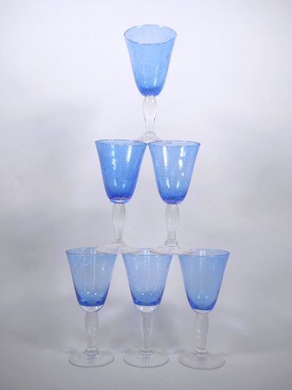 Suite de six verres à eau, la coupe de forme...