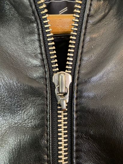 DANIEL HECHTER
Veste de femme en cuir d'agneau...