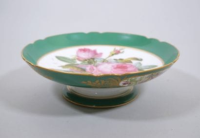 Partie se service de table en porcelaine...