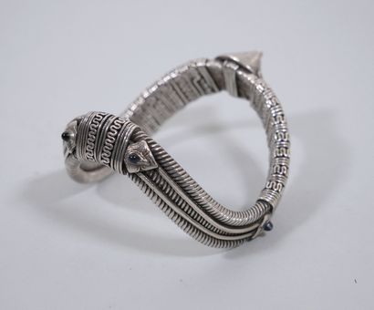 Fort ensemble de bijoux fantaisie en métal...