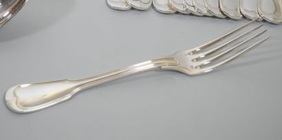 Partie de ménagère en métal argenté, modèle...
