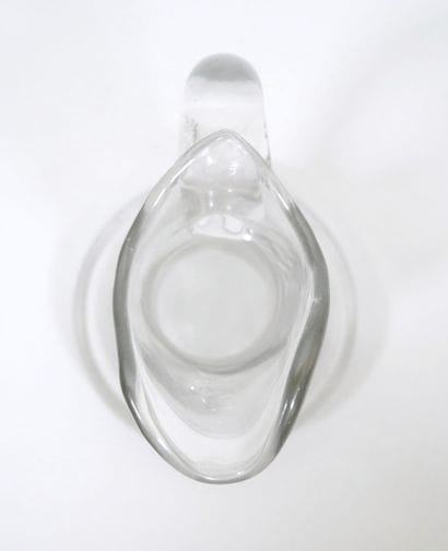 Ensemble en verre comprenant :
- Une bouteille...