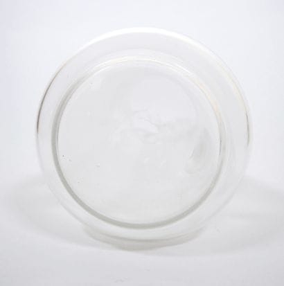 Ensemble en verre comprenant :
- Une bouteille...