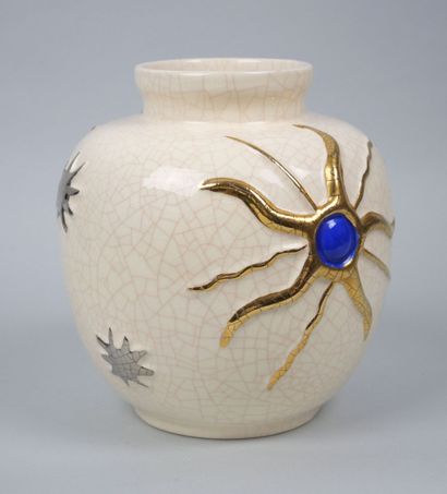 LONGWY
Cracked earthenware vase decorated...