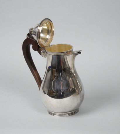 Part of a tea and coffee service in 950-thousandth...