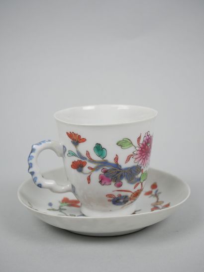 CHINA CANTON
Porcelain cup and saucer with...