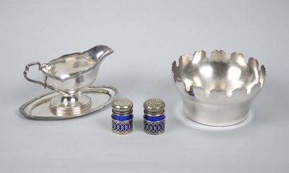 Set of silver-plated metal pieces including...