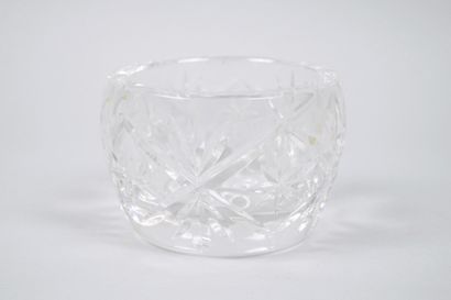 SAINT-LOUIS
Crystal sugar bowl cut with rosettes
Mark...