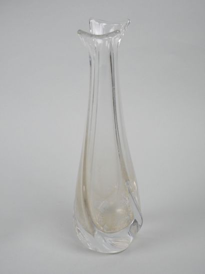 Reunion of free-form molded crystal pieces...