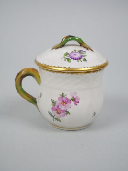 MENNECY (soft porcelain)
Porcelain juice...