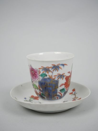 CHINA CANTON
Porcelain cup and saucer with...