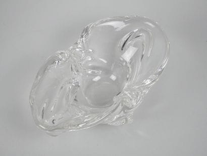 Reunion of free-form molded crystal pieces...
