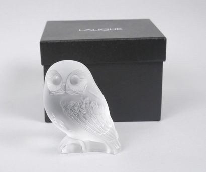 LALIQUE FRANCE
Owl
Partially frosted crystal...