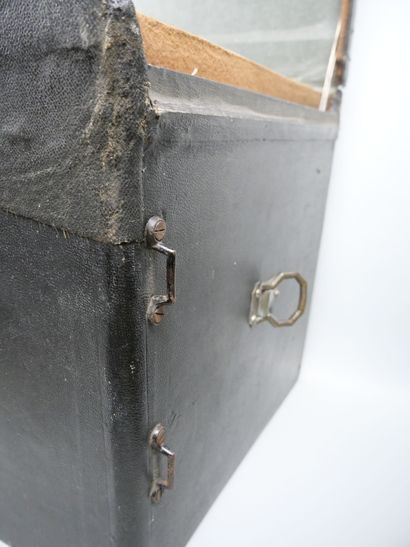 Important car trunk in wood covered with...