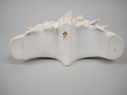 In the 18th century style
Gentleman wearing...