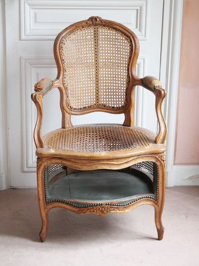A molded and carved beechwood cabriolet-shaped...