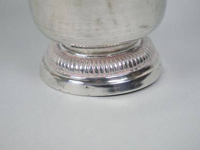 Tulip-shaped kettle in silver 750 thousandths...