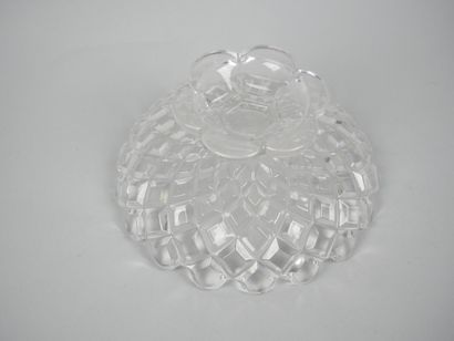 BACCARAT
Crystal bowl on pedestal with cut...