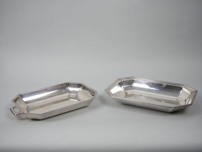 Set of one octagonal-shaped silver-plated...