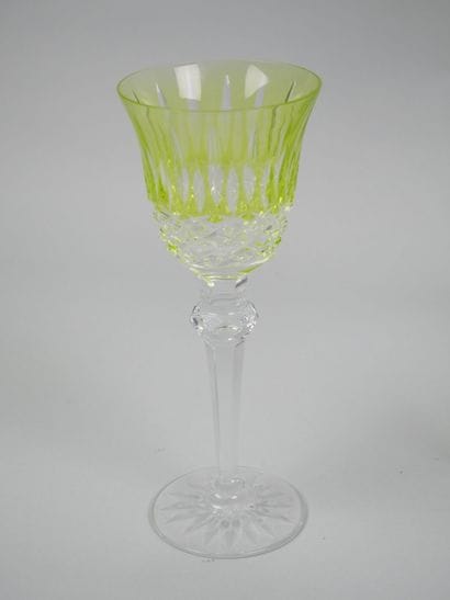Reunion of 10 footed glasses, partially tinted...