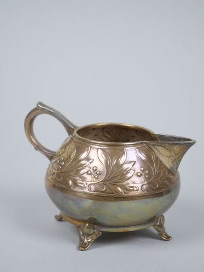 Reunion of a tripod coffee pot decorated...