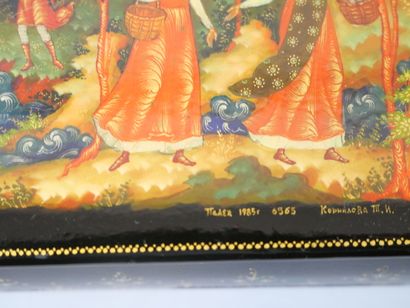 RUSSIA - Palekh school
Reunion of two lacquer...